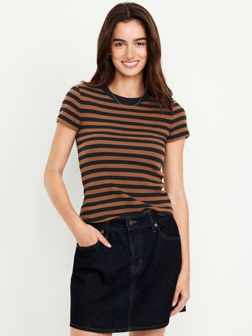 Old Navy Women's Black and Tan Striped Short Sleeve Tee